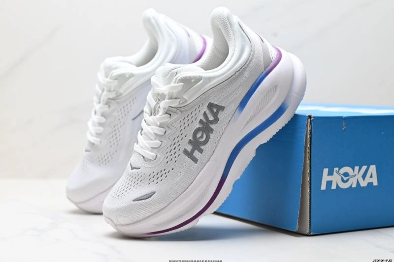 Trendsetting Hoka Shoes 2390