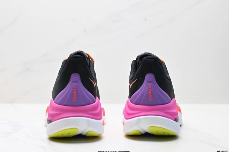TechFriendly Hoka Shoes 2378