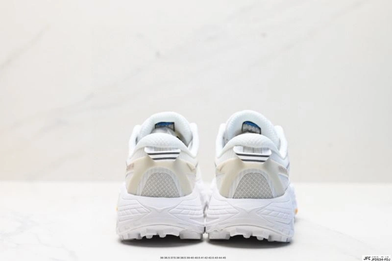 Hoka Shoes UrbanChic 2376