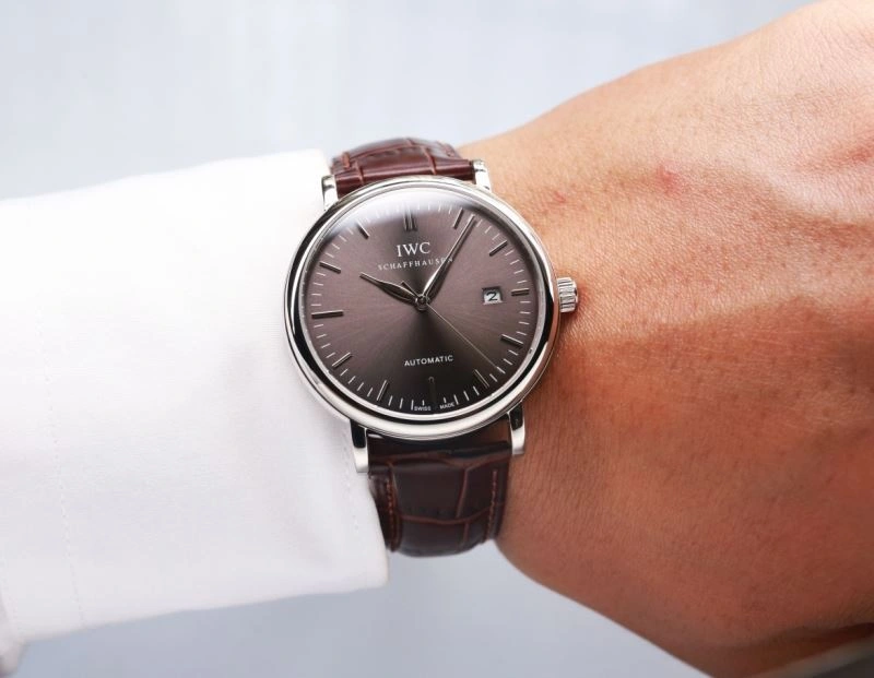 IWC Watches WellDesigned 185690