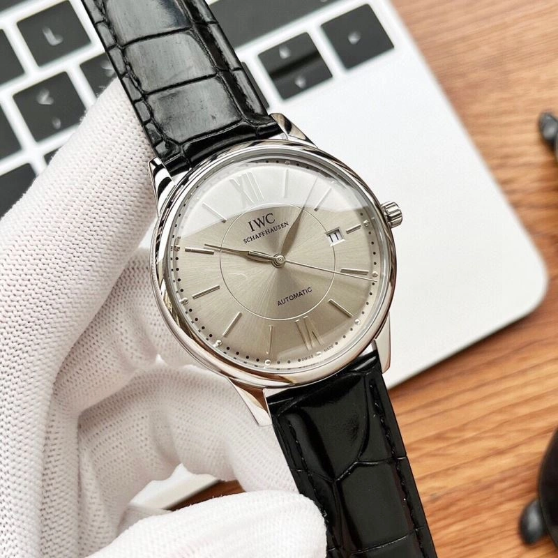 Vibrant IWC Watches 185647