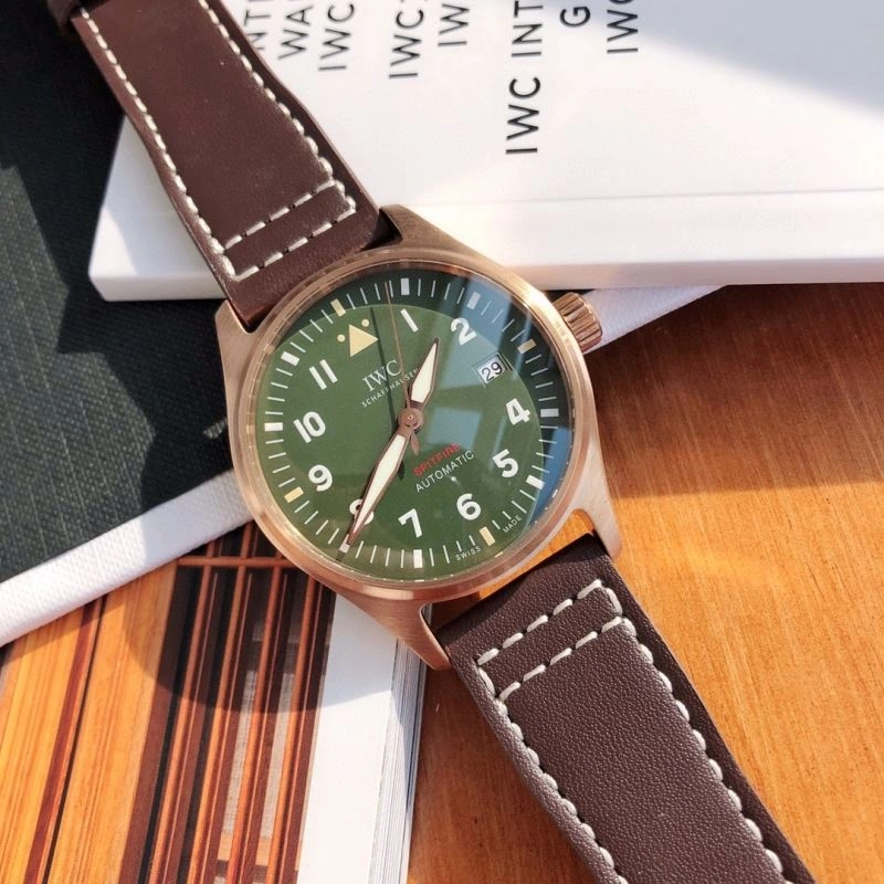 RelaxedFit IWC Watches 185612