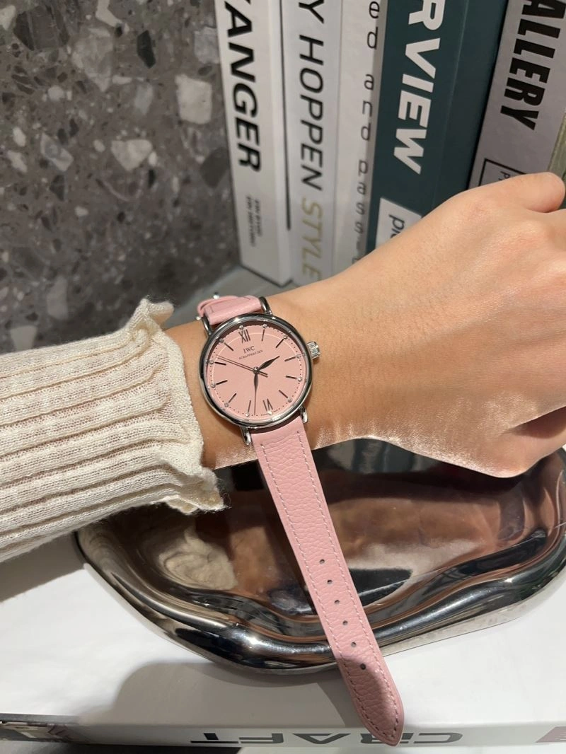 IWC Watches WellDesigned 185547