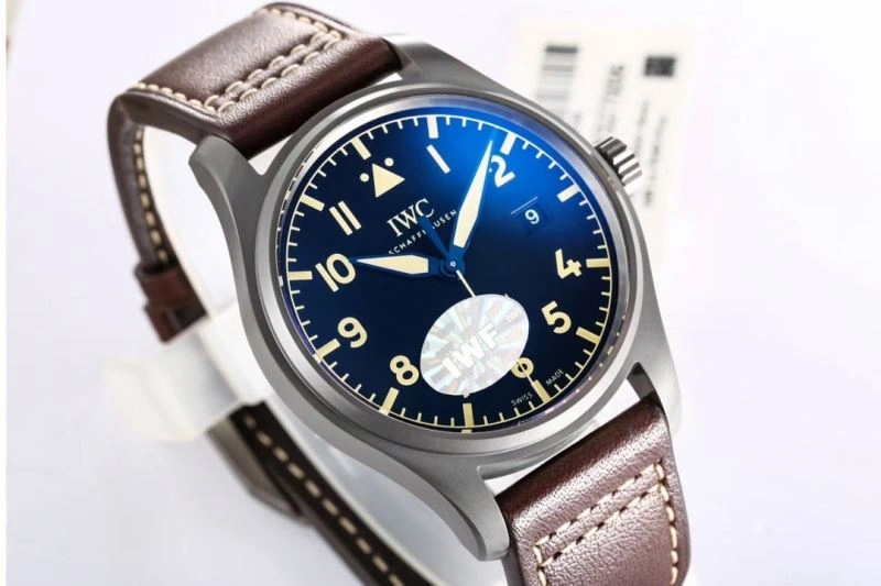Lightweight IWC Watches 185520