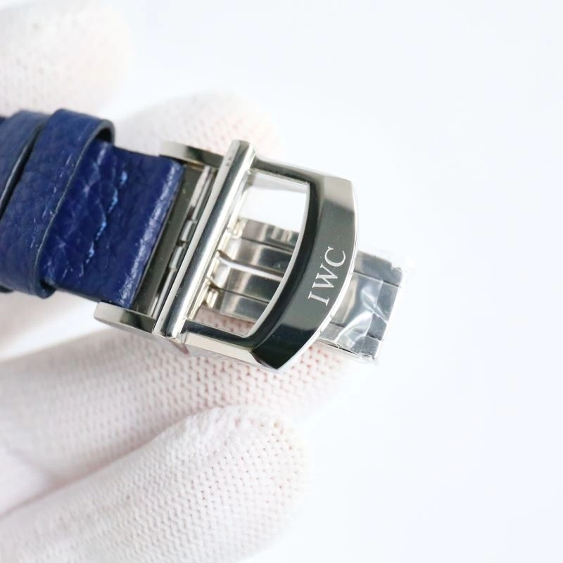 Vibrant IWC Watches 185404