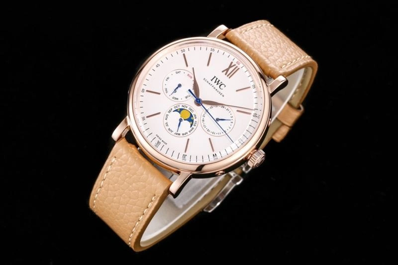 Sporty IWC Watches 185313