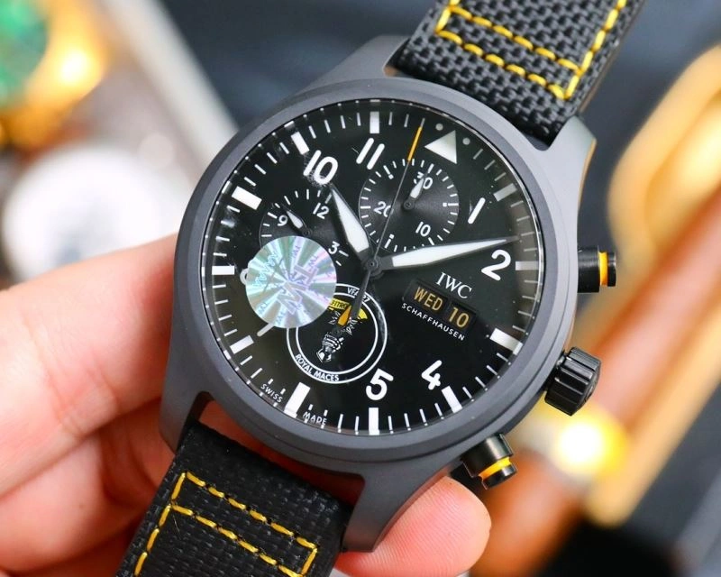 RelaxedFit IWC Watches 185272