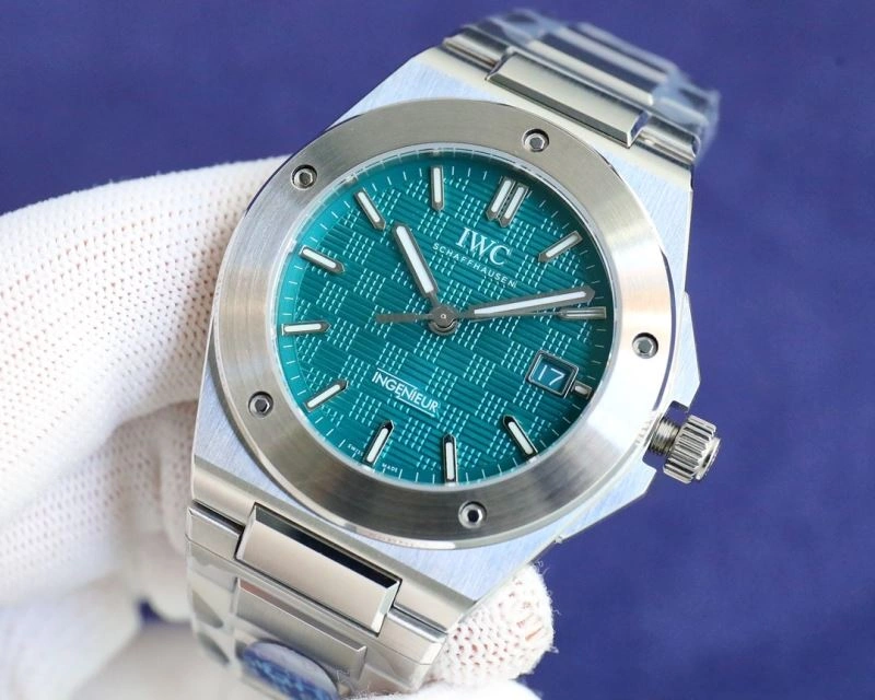 IWC Watches RelaxedFit 185039