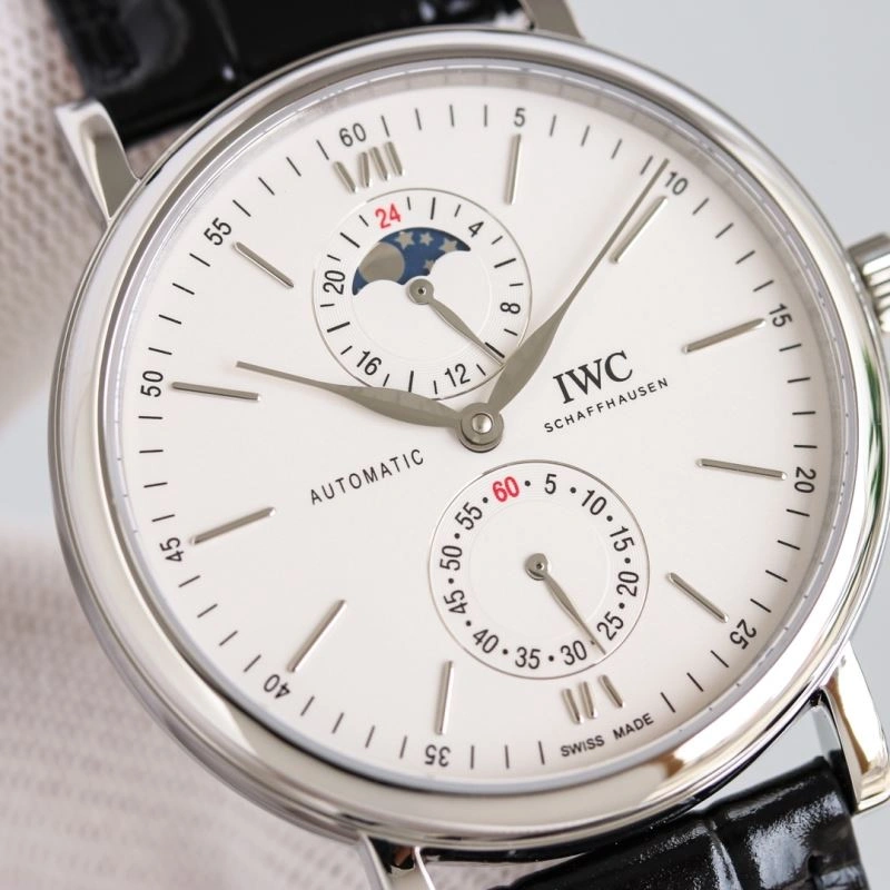 Versatile IWC Watches 185024