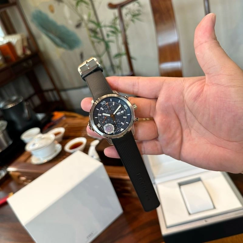 Bold IWC Watches 185001
