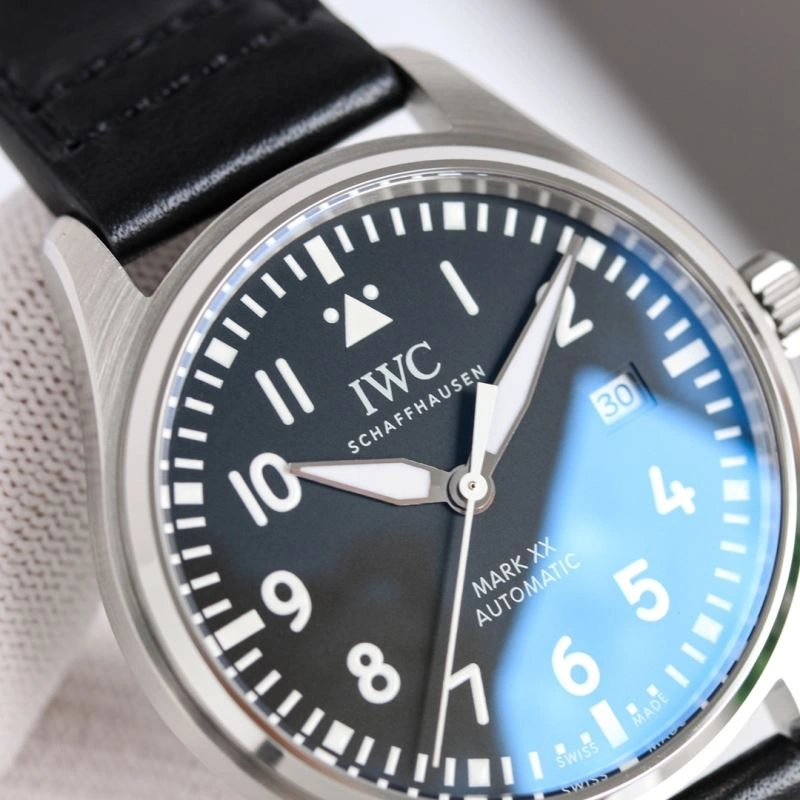 Sophisticated IWC Watches 184983