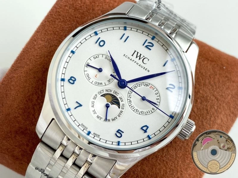Snug IWC Watches 184770