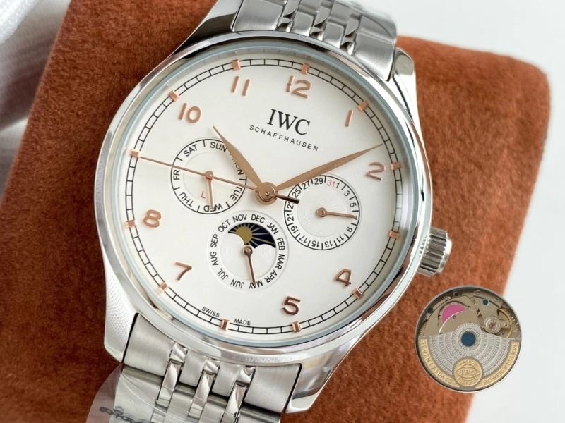 Snug IWC Watches 184770
