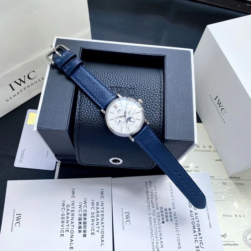 Versatile IWC Watches 184600