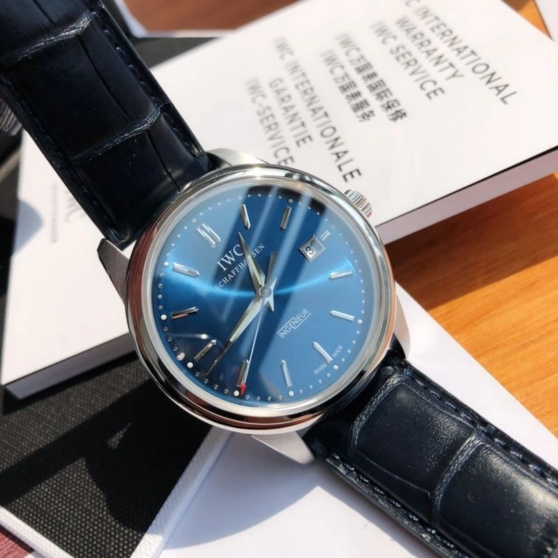 Vibrant IWC Watches 184581