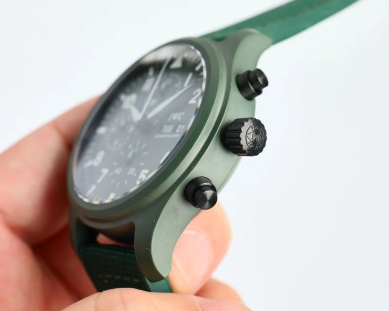 Snug IWC Watches 184537