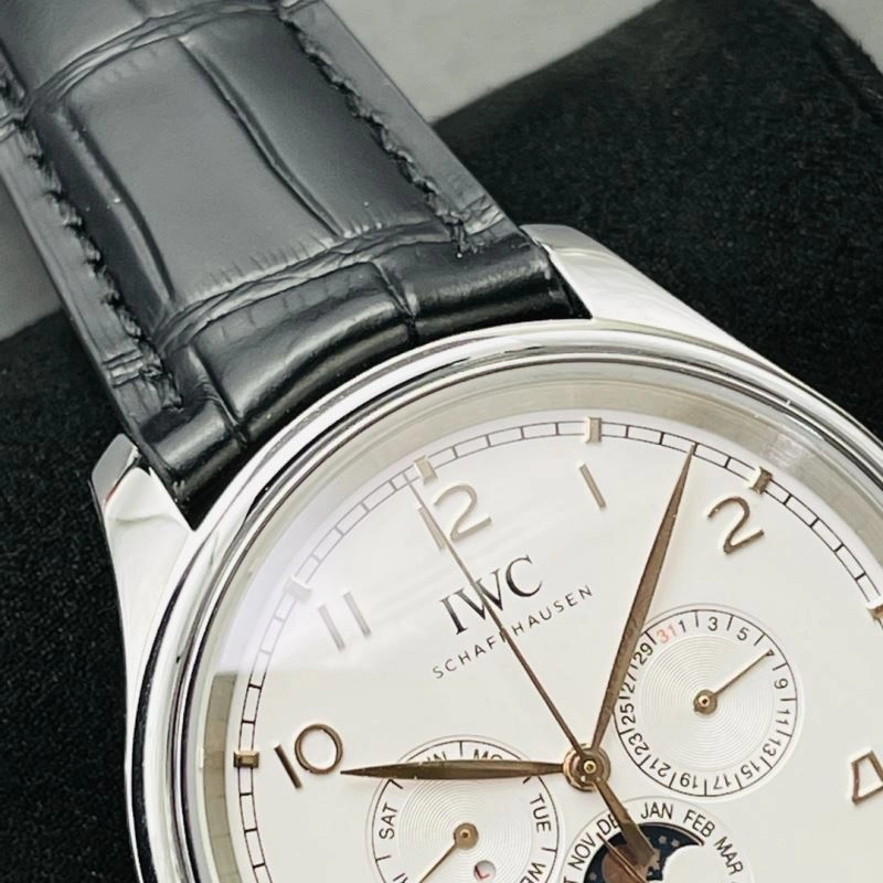 Sporty IWC Watches 184968