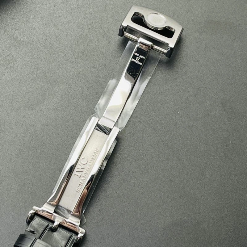 Sporty IWC Watches 184968