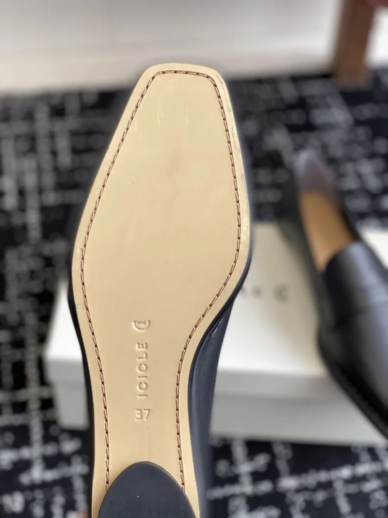 Functional Icicle Shoes 6263