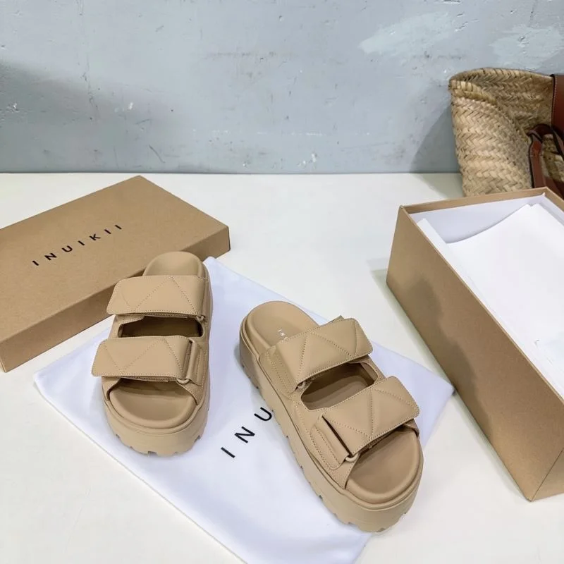 Flexible Inuikii Sandals 12282
