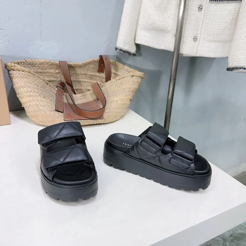 SunProtective Inuikii Sandals 12280