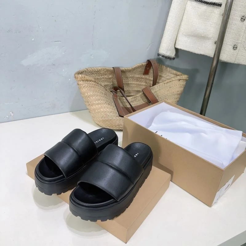 Sleek Inuikii Sandals 12275