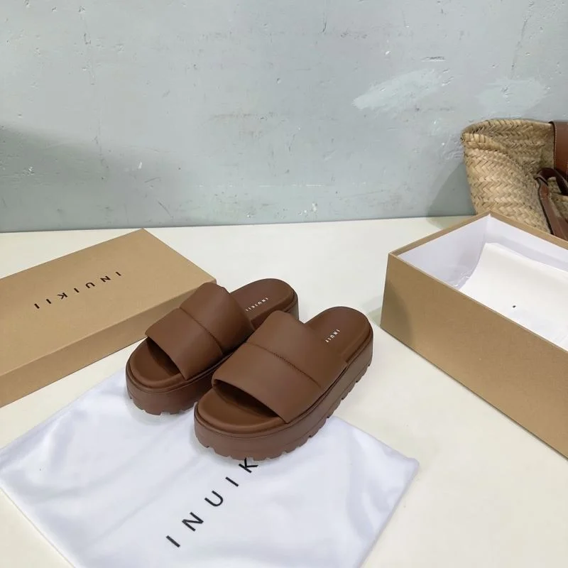 Bold Inuikii Sandals 12269