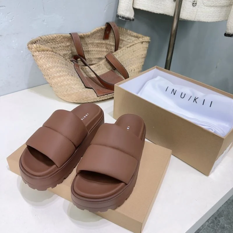 Bold Inuikii Sandals 12269