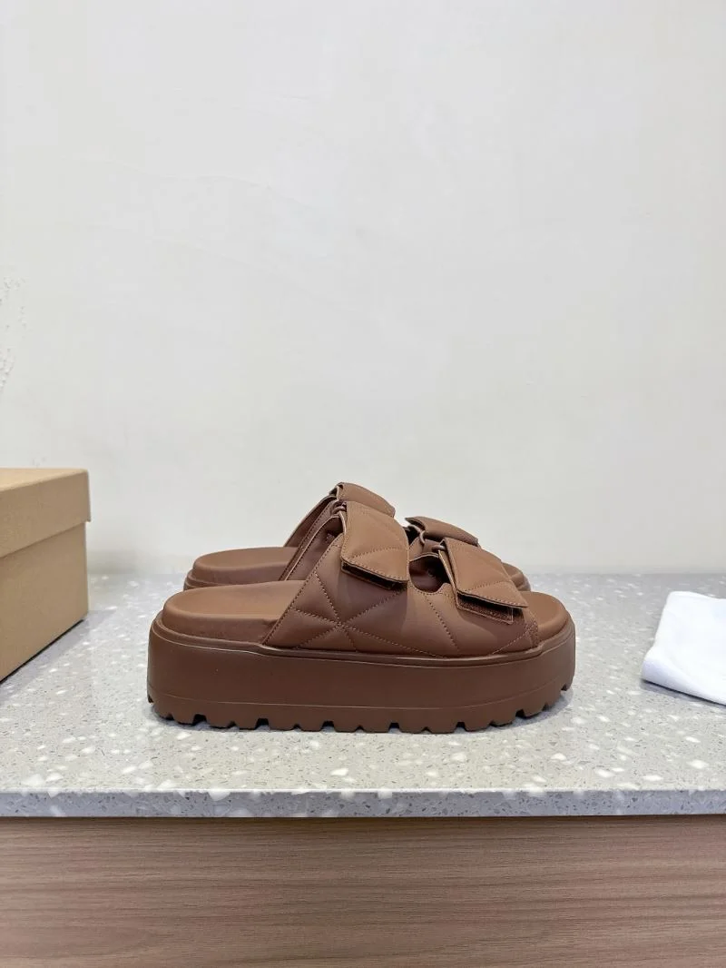 Inuikii Sandals FashionForward 9929