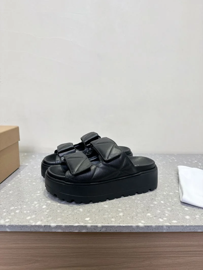 Inuikii Sandals SmoothTexture 9950