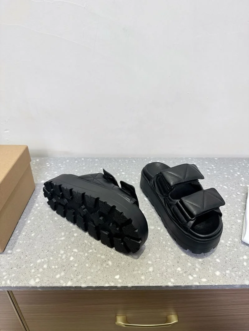 Inuikii Sandals SmoothTexture 9950