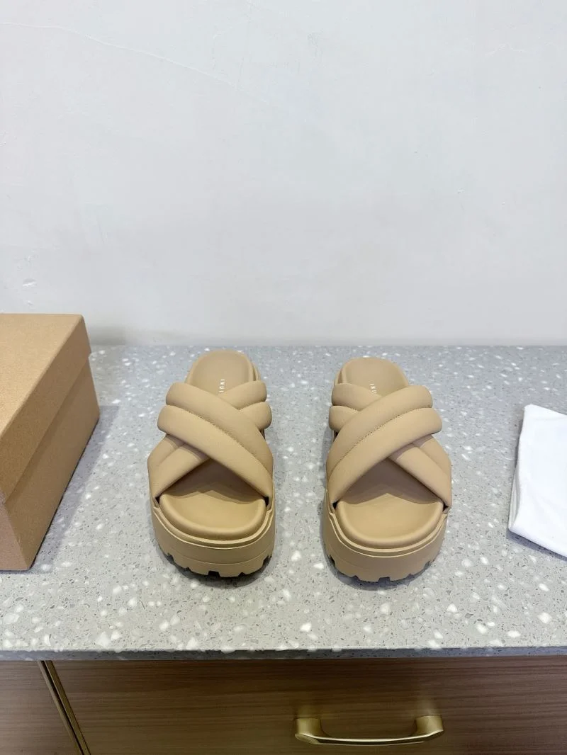 Inuikii Sandals Cozy 9943