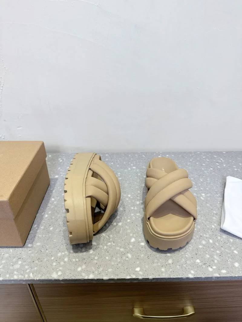 Inuikii Sandals Cozy 9943
