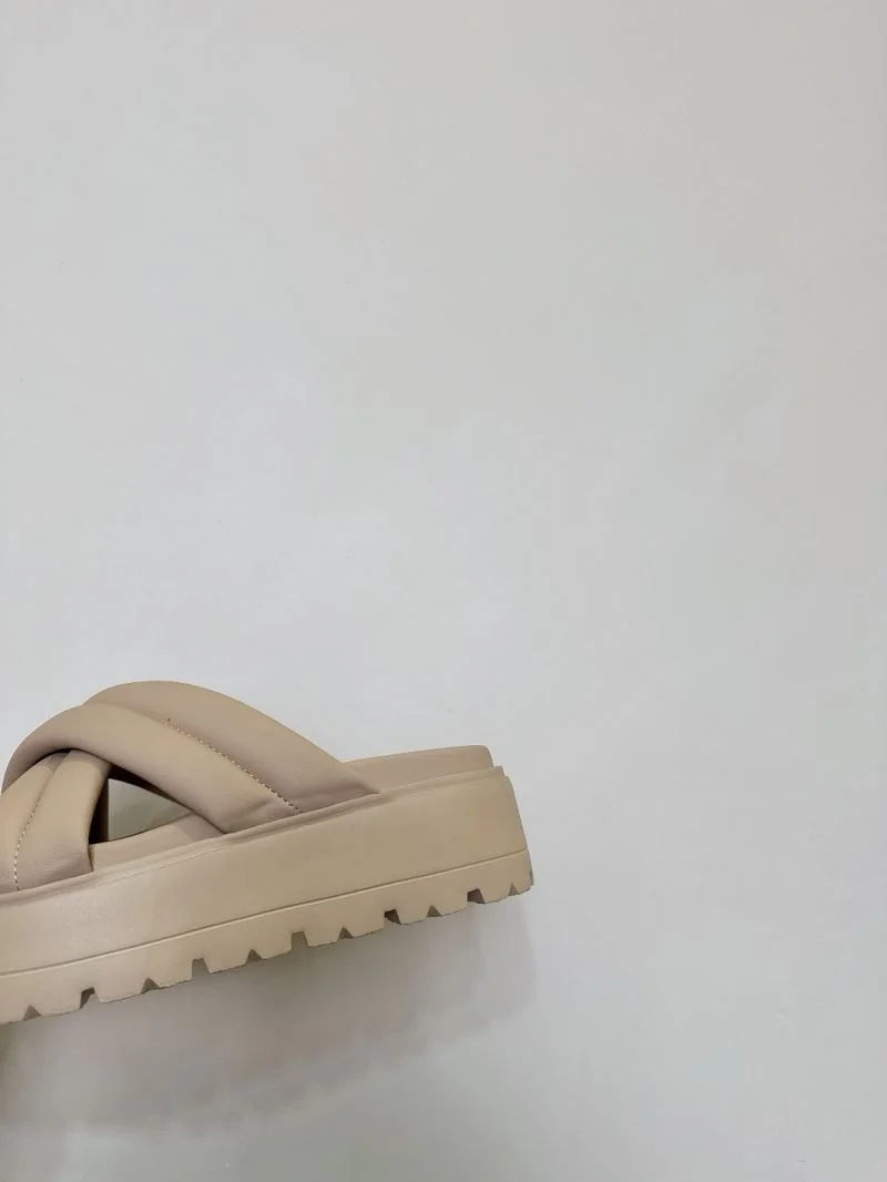 Inuikii Sandals Cozy 9943