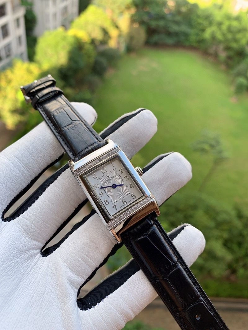 Trendsetting JAEGER-LECOULTRE Watches 186471