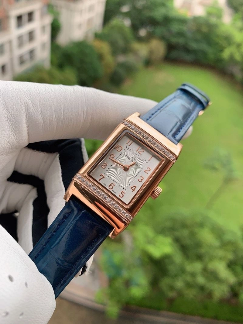 Minimalist JAEGER-LECOULTRE Watches 186468