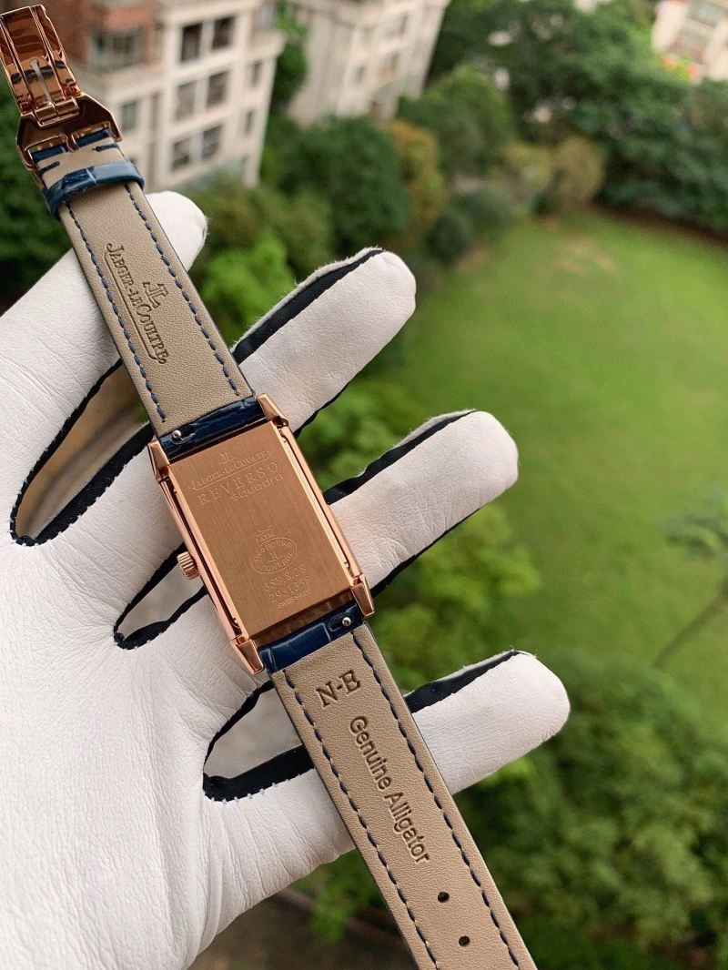 Minimalist JAEGER-LECOULTRE Watches 186468