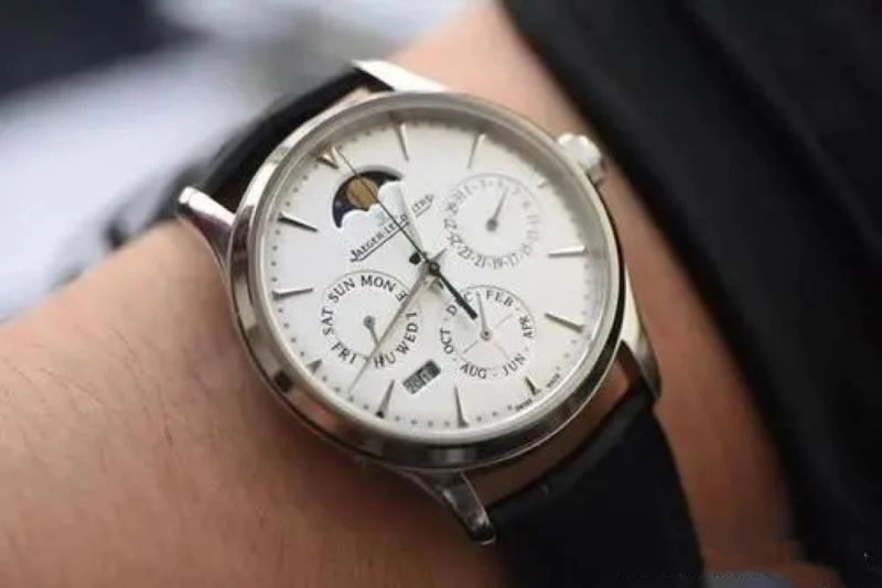 JAEGER-LECOULTRE Watches Comfortable 186436