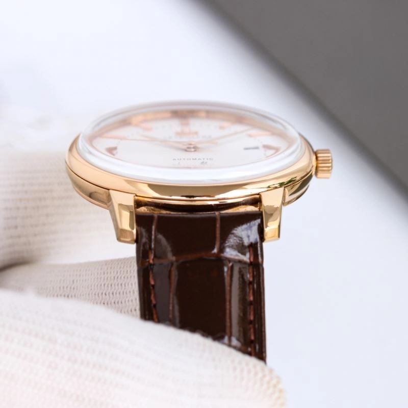 Vibrant JAEGER-LECOULTRE Watches 186336