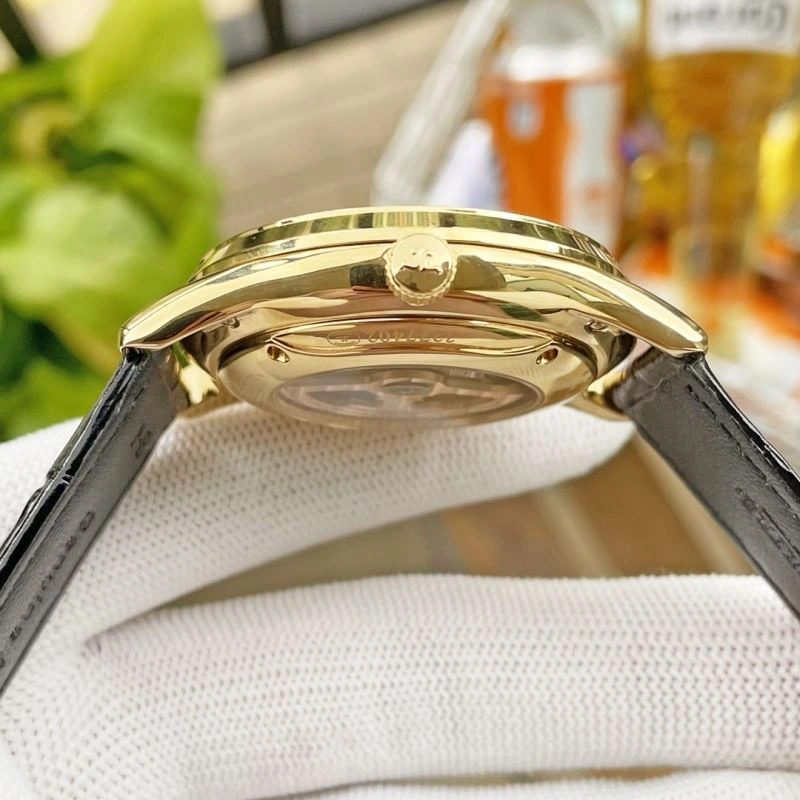 JAEGER-LECOULTRE Watches Upgraded 186179