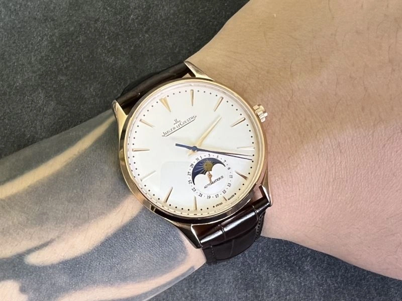Stylish JAEGER-LECOULTRE Watches 186178