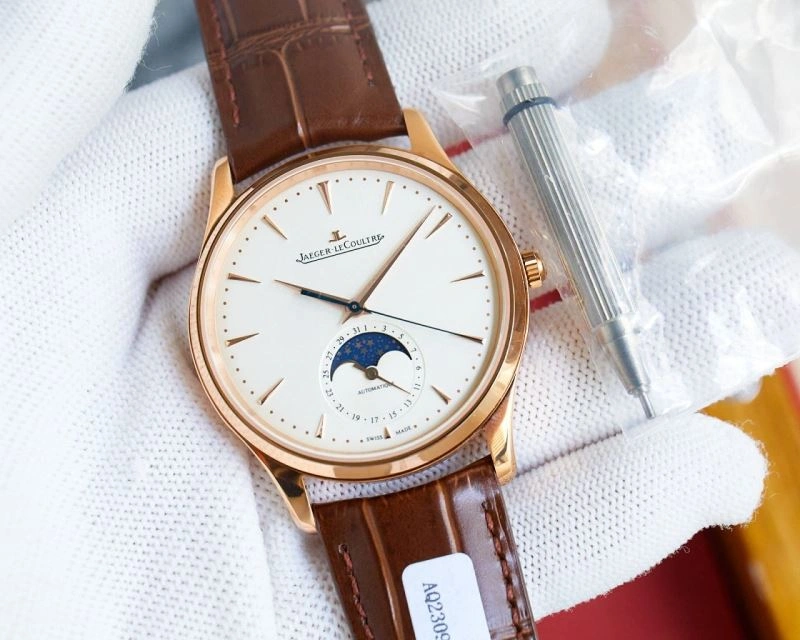 Snug JAEGER-LECOULTRE Watches 186153