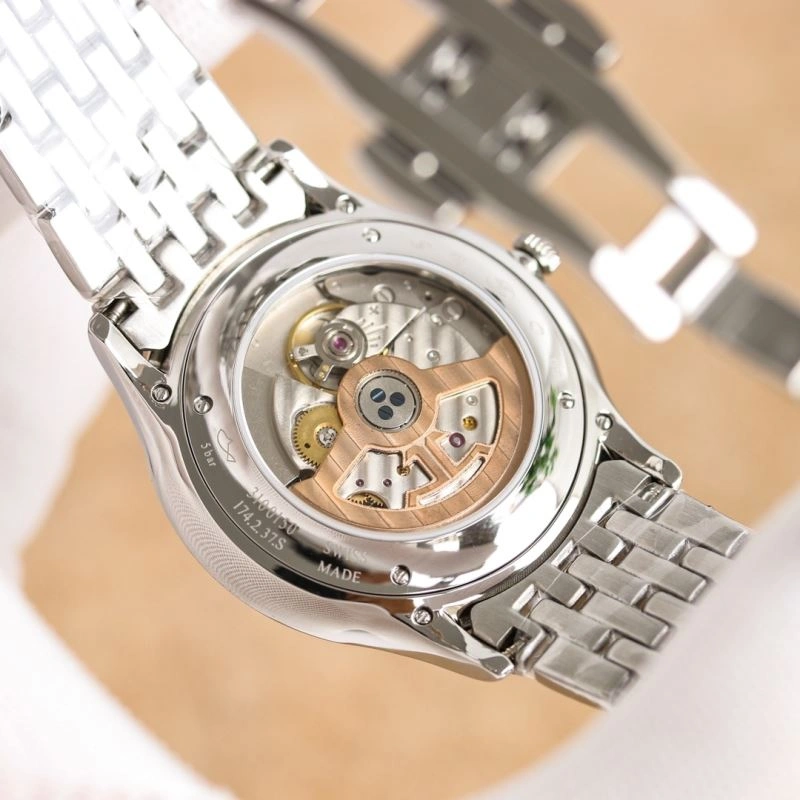 Bold JAEGER-LECOULTRE Watches 185902