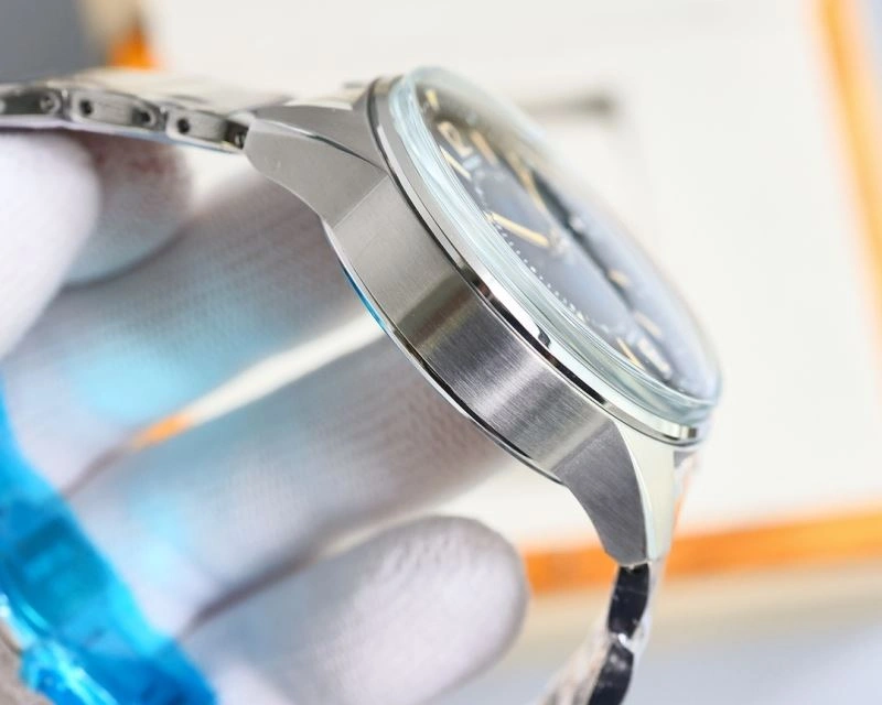 JAEGER-LECOULTRE Watches UrbanStyle 185928