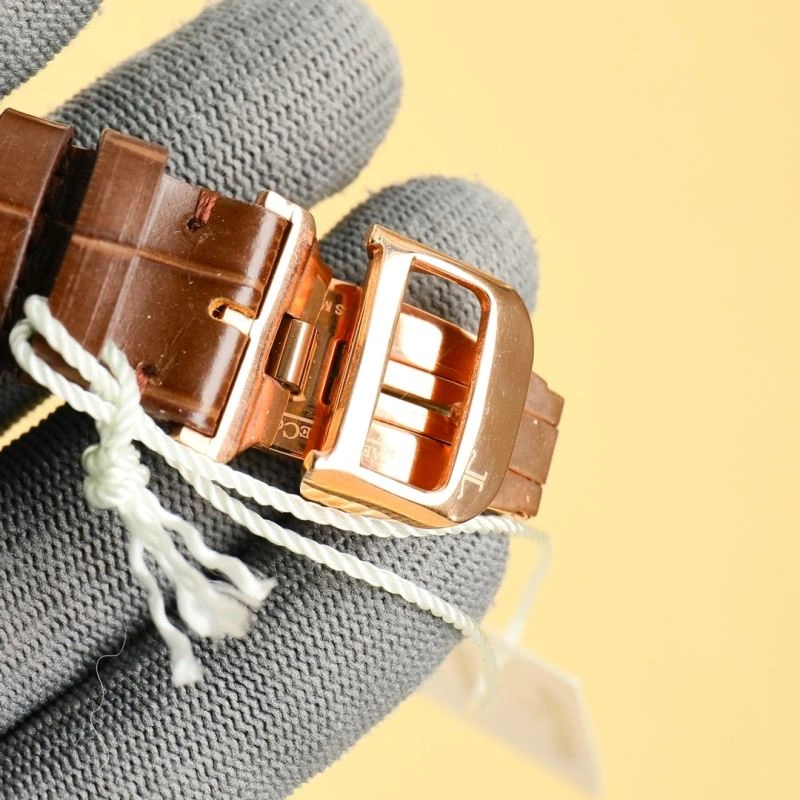 Refined JAEGER-LECOULTRE Watches 185881
