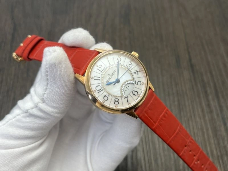 JAEGER-LECOULTRE Watches Versatile 185851