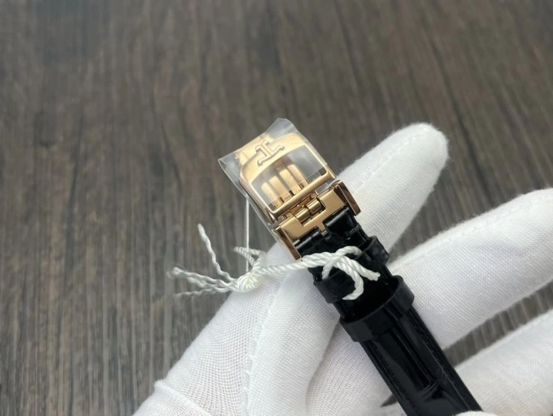Popular JAEGER-LECOULTRE Watches 185842