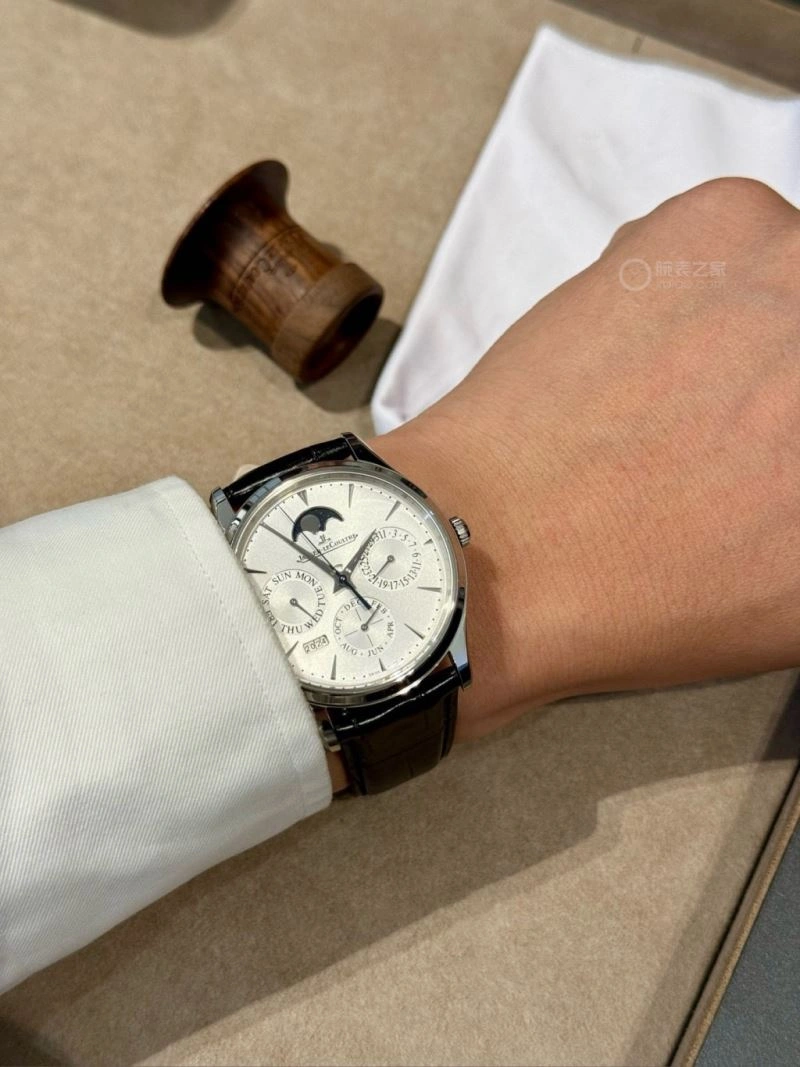JAEGER-LECOULTRE Watches SportInspired 185839