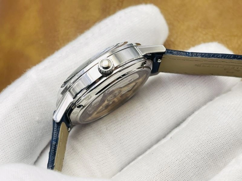 JAEGER-LECOULTRE Watches Sleek 185820