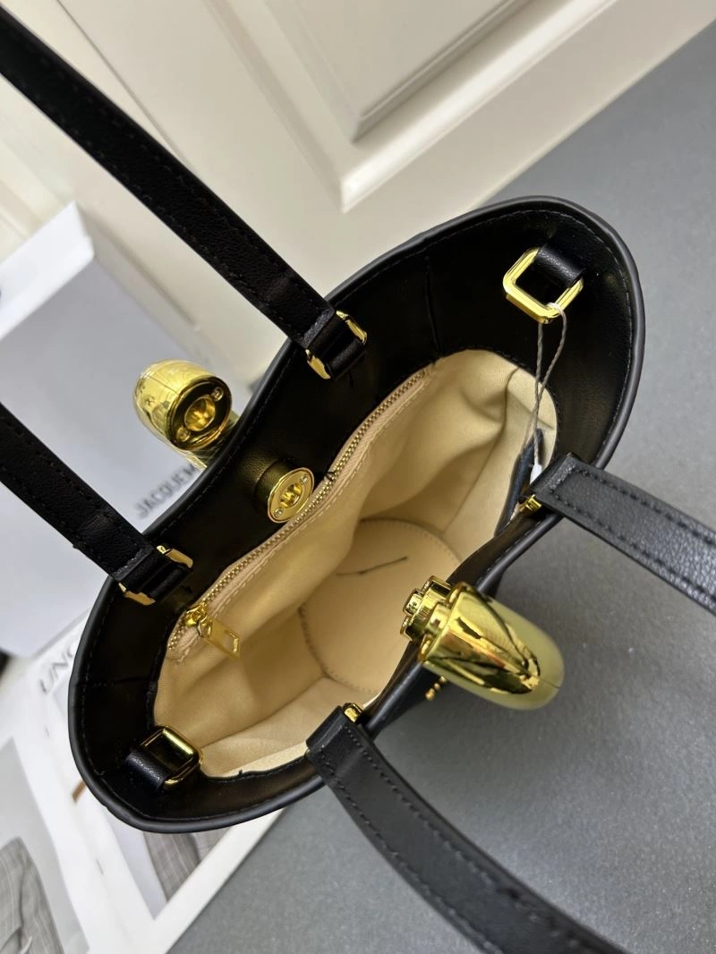 Jacquemus Bucket Bags Resilient 83945